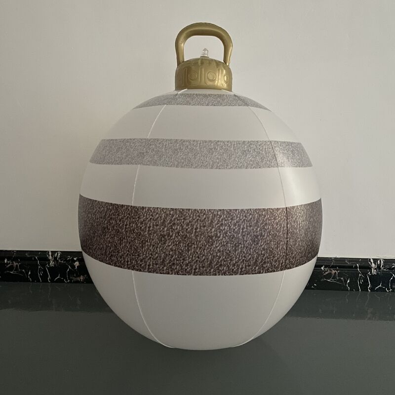 Durable PVC Inflatable Decorative Balls Inflatable Luminous Christmas Balls, Non-Toxic And Child-Safe Materials